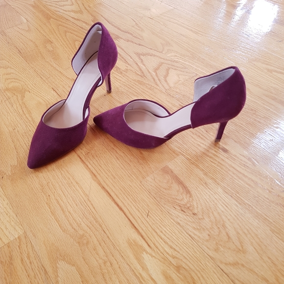 Burgundy heels - Picture 3 of 3